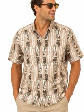 Crossings Women on Surfboard Cotton Short Sleeved Hawaiian Shirt Size Me…